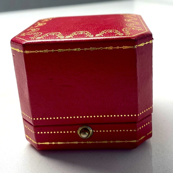 Authentic Cartier ring box. - Picture 6 of 9